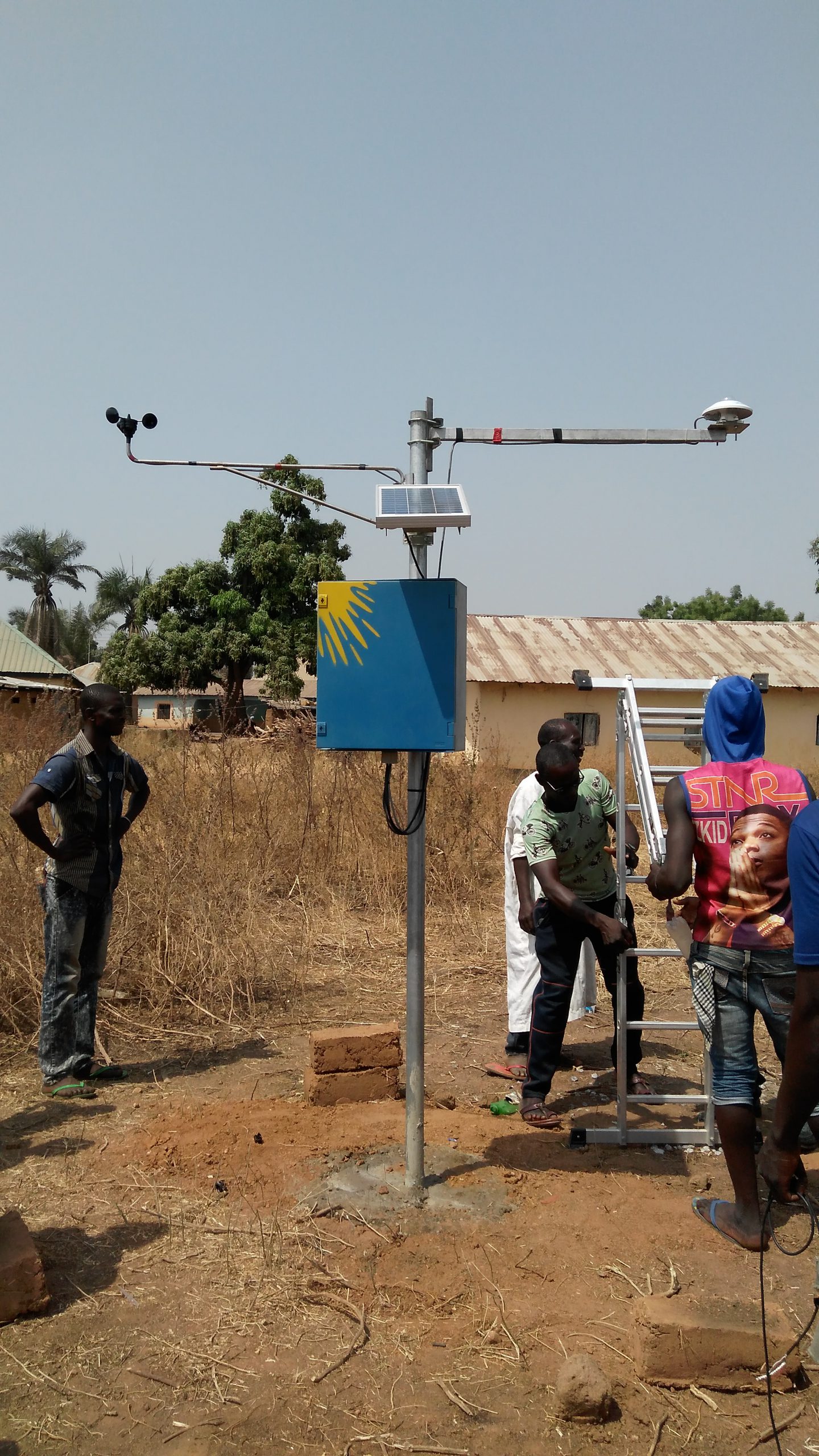 Estacion Solar Nigeria 3 scaled 1